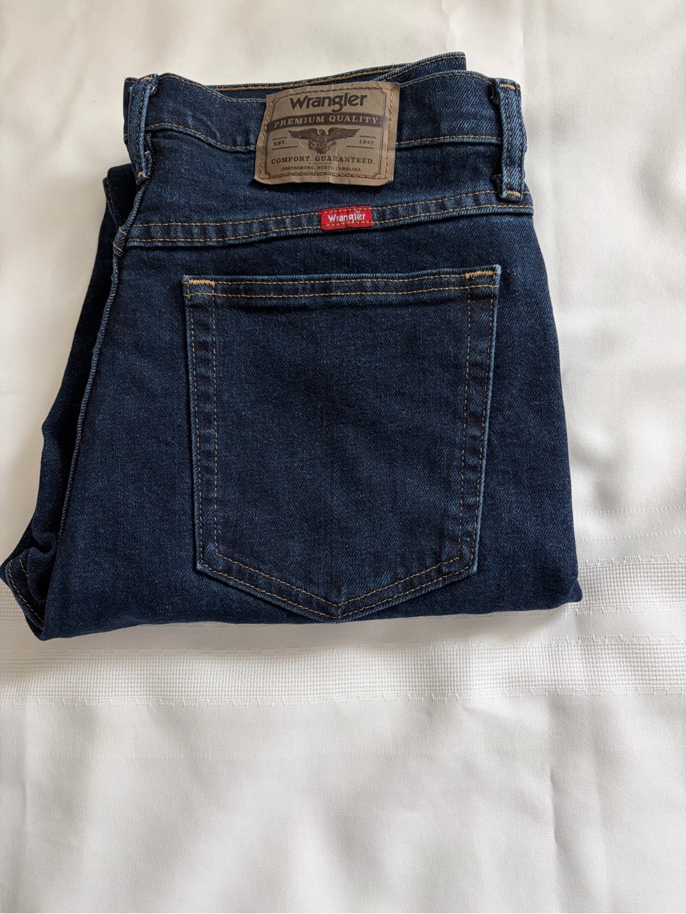 Wrangler Slim Straight Jeans in Dark Blue Denim